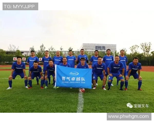 广州足球队团队协作能力提升显著创新高引发广泛关注与讨论