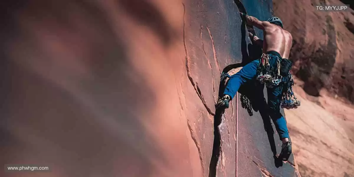 限量版纪念徽章，收藏属于你的体育记忆！🎖️